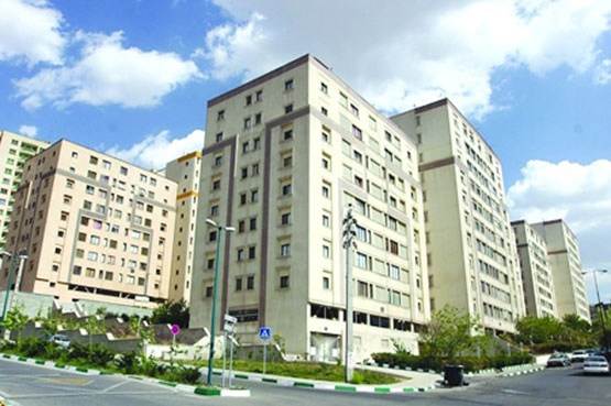 پاورپوینت نقد و آسیب شناسی گذاری و برنامه ریزی عملیاتی مسکن مهر در ایران